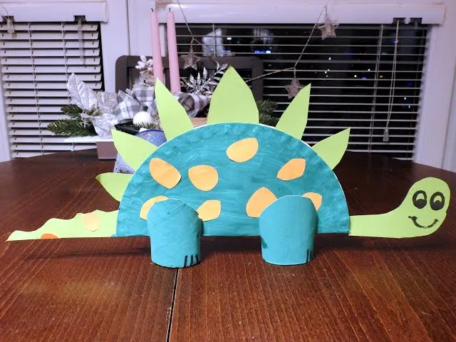 Zdjęcie Twórz niesamowite dinozaury z recyklingu – kreatywne pomysły dla dzieci