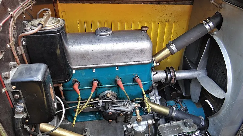 Zdjęcie Co steruje wentylatorem chłodnicy? Poznaj mechanizmy i awarie