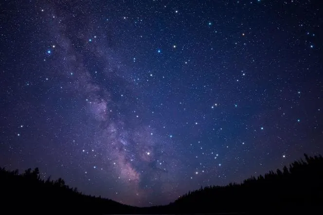 Zdjęcie Zjawiska widoczne na niebie: jakie tajemnice skrywa astronomia?
