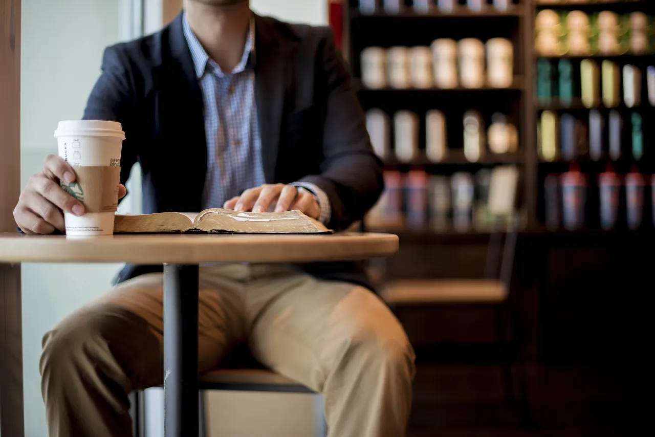 Zdjęcie Jakie kawy są w McDonald's? Poznaj pełną ofertę i smaki