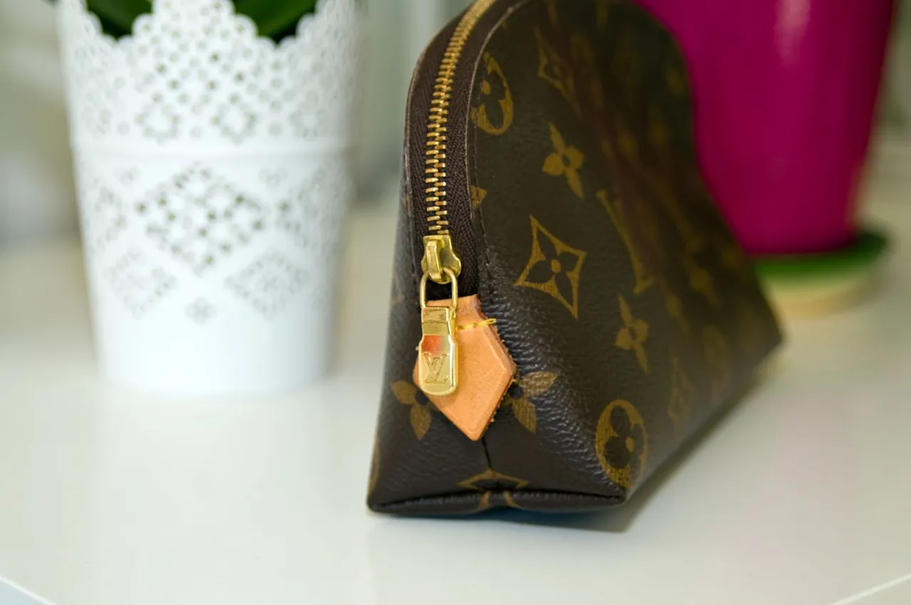 Zdjęcie Ile kosztuje kosmetyczka Louis Vuitton? Ceny i porady zakupowe