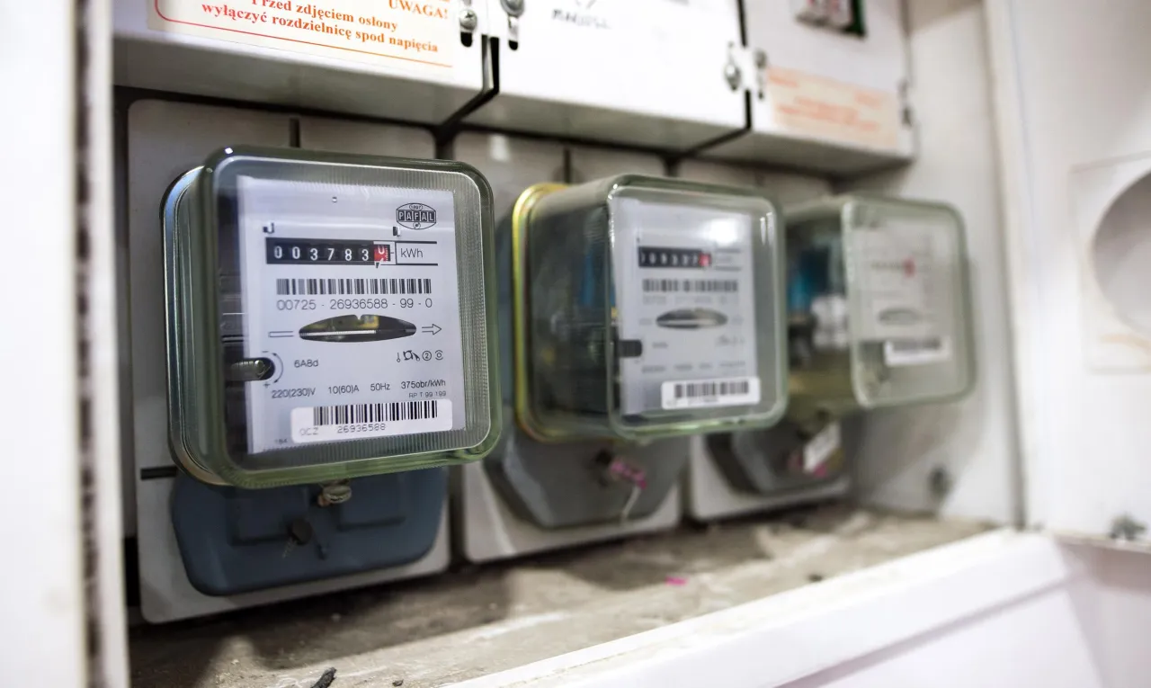 Zdjęcie Jak odczytać licznik prądu Pafal - uniknij błędów i oszczędzaj energię