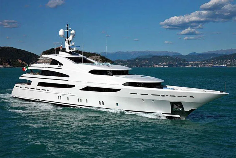 Zdjęcie Motoryacht kaufen: So finden Sie die besten Angebote und Preise