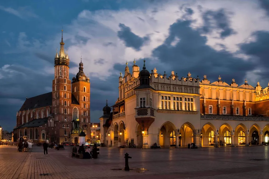Zdjęcie Gdzie wywołać zdjęcia w Krakowie? Sprawdź najlepsze miejsca i usługi