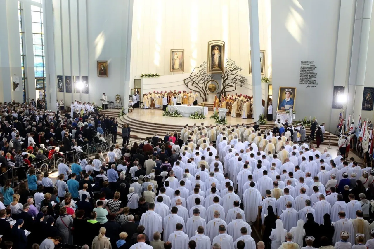 Zdjęcie Od kiedy msze po polsku? Historia zmian w liturgii Kościoła