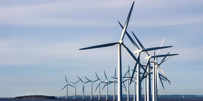 Zdjęcie Wykorzystanie energii wiatrowej w Polsce: korzyści, koszty i przyszłość