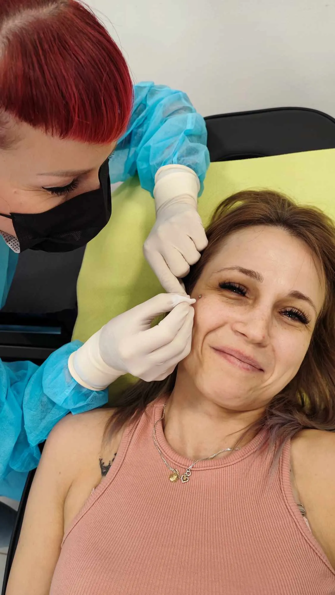 Zdjęcie Jak przyspieszyć gojenie piercingu: skuteczne metody i porady