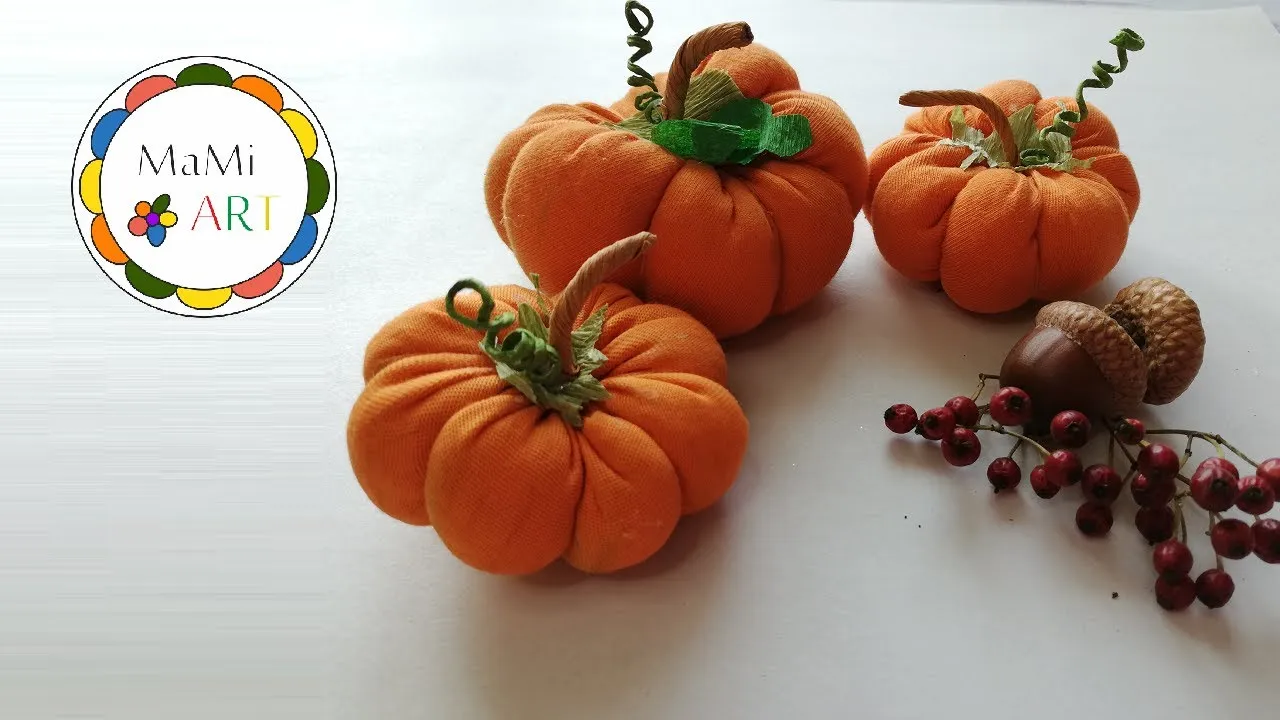 Zdjęcie Jak uszyć dynię z materiału - proste kroki na dekorację na Halloween