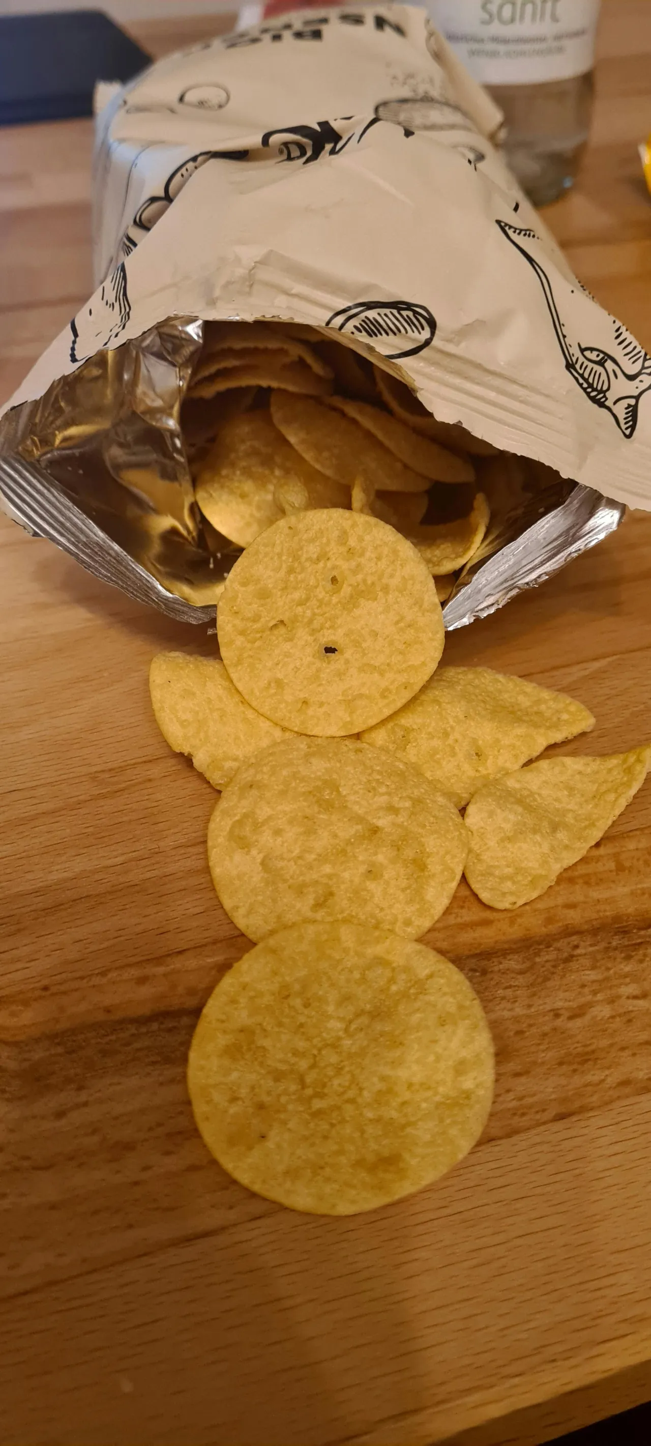Zdjęcie Czy chipsy są wegańskie? Sprawdź, co naprawdę zawierają!