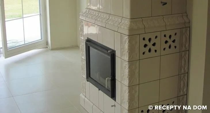 Zdjęcie Jak przerobić piec kaflowy na kominek bez zbędnych problemów?
