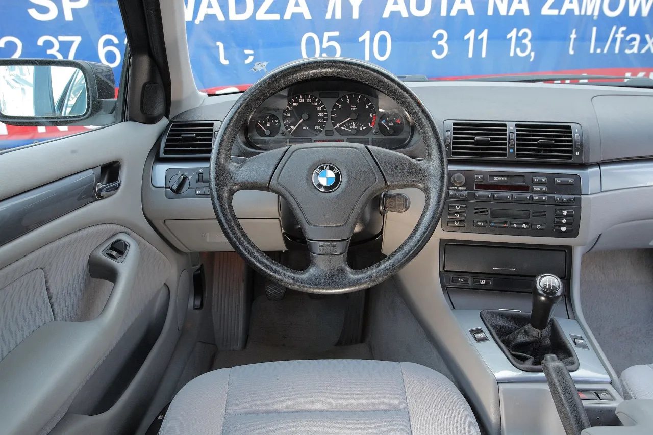 Zdjęcie BMW 330i E46 – pełna specyfikacja, osiągi i opinie użytkowników.