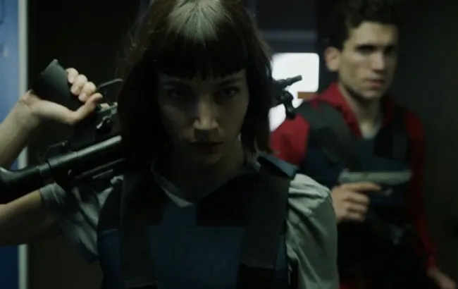 Zdjęcie Ile odcinków ma sezon 2 Dom z papieru? Zaskakujące szczegóły!