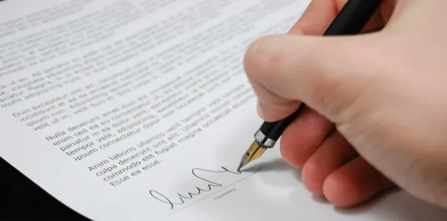 Zdjęcie Gotowa umowa zwrotu pojazdu PDF: kompletny wzór z instrukcją wypełnienia