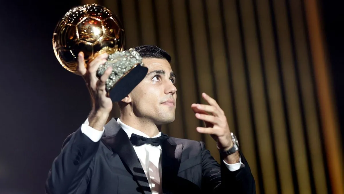 Zdjęcie Kto był najlepszym piłkarzem na świecie? Odkryj kontrowersje i rywalizację