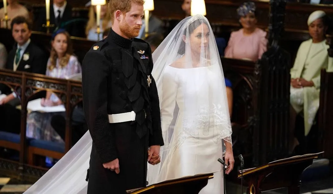 Zdjęcie Ślub księcia Harry'ego: Nieznane sekrety królewskiej ceremonii, która zachwyciła świat
