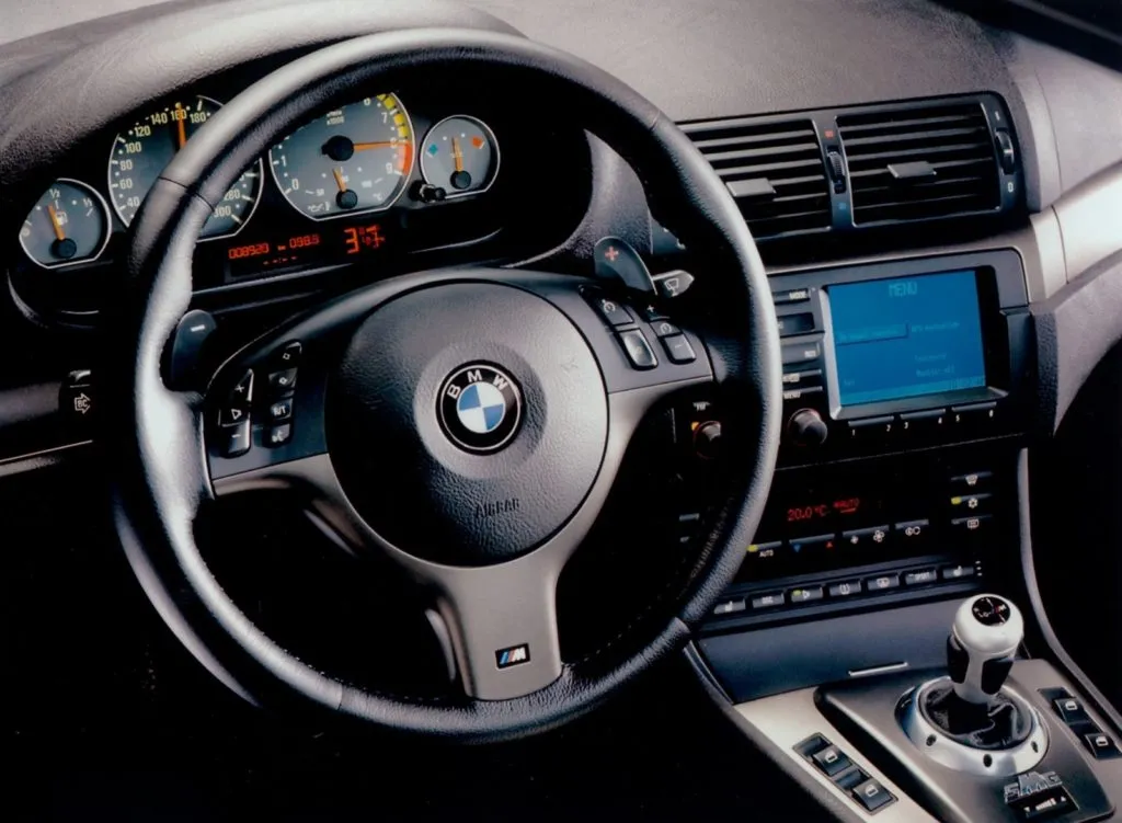 Zdjęcie BMW E46 330Ci - pełne specyfikacje, osiągi i porady dotyczące zakupu