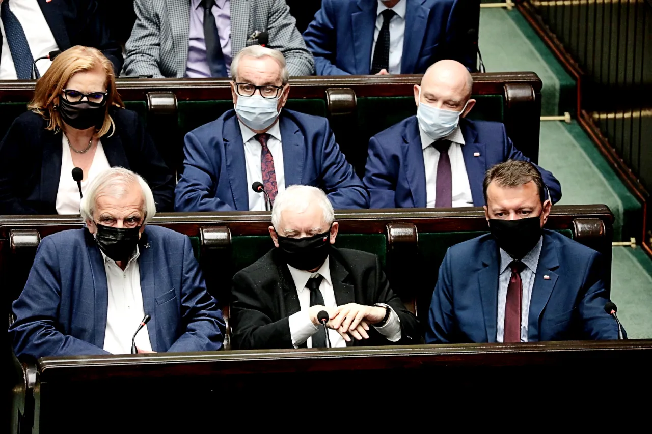 Zdjęcie Sejm kto ma większość - Zaskakujące fakty o władzy PiS w Sejmie