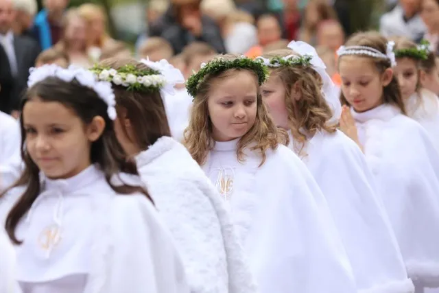 Zdjęcie Kiedy dać prezent na komunię, aby nie popełnić błędu?