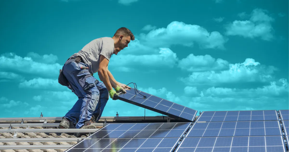 Zdjęcie Elektrownia słoneczna na dachu – oszczędzaj energię i pieniądze