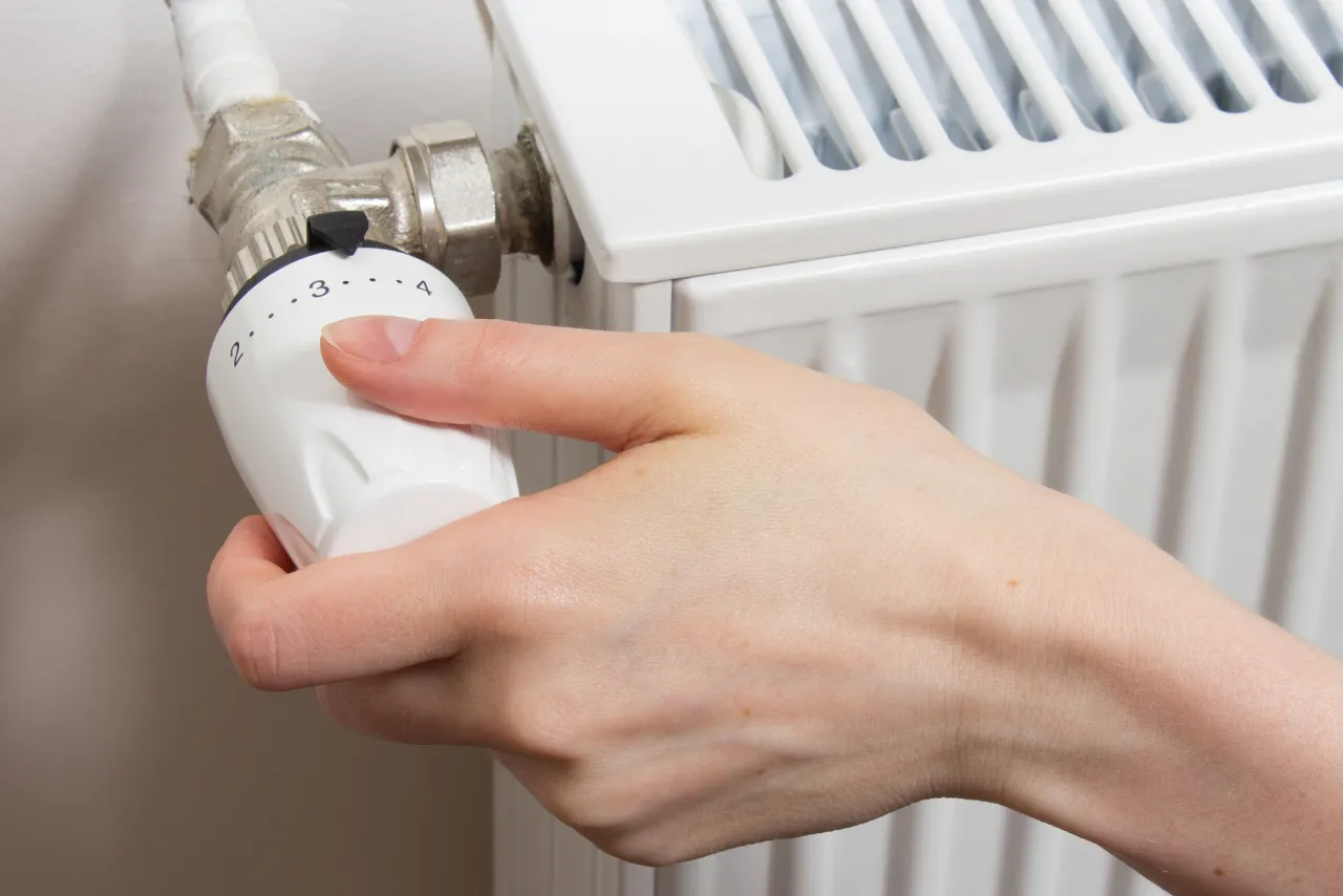 Zdjęcie Jak zamontować głowicę termostatyczną i uniknąć kosztownych błędów