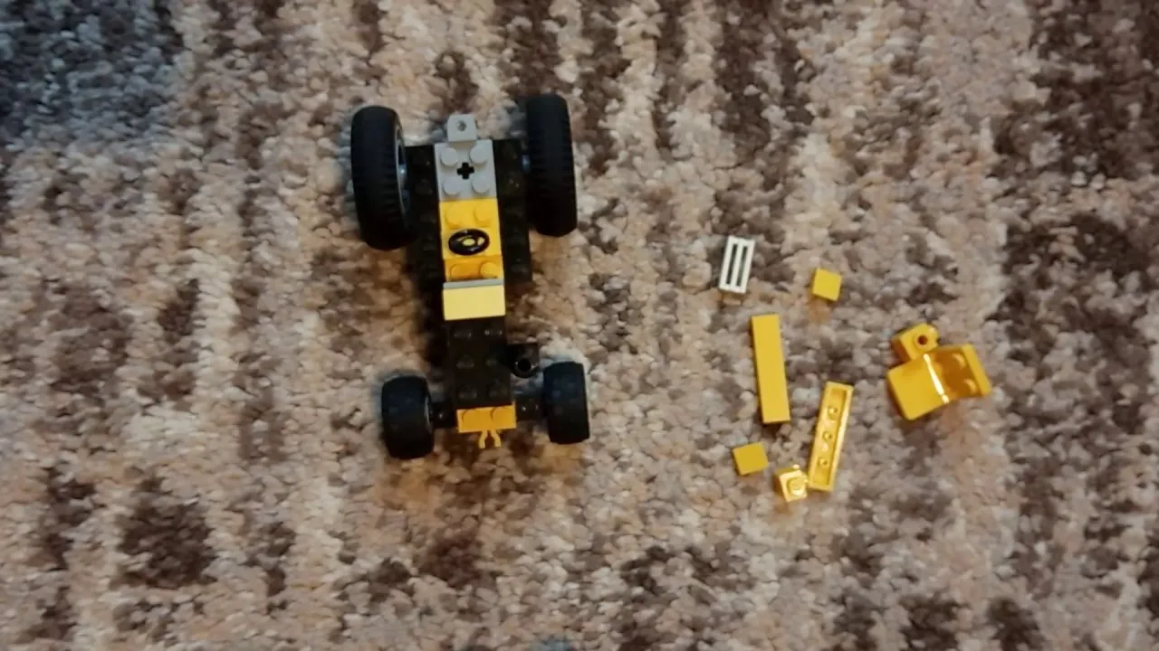 Zdjęcie Jak zbudować traktor z LEGO - prosta instrukcja krok po kroku