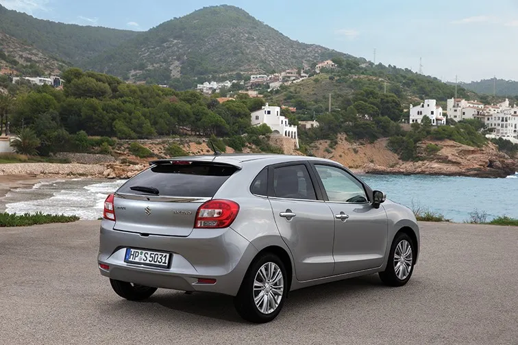 Zdjęcie Suzuki Baleno: Kompaktowy Japoński Miejski Hatchback w Polsce