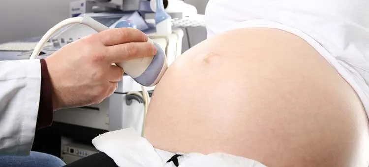 Zdjęcie Czy na badania prenatalne można wejść z mężem? Oto co musisz wiedzieć