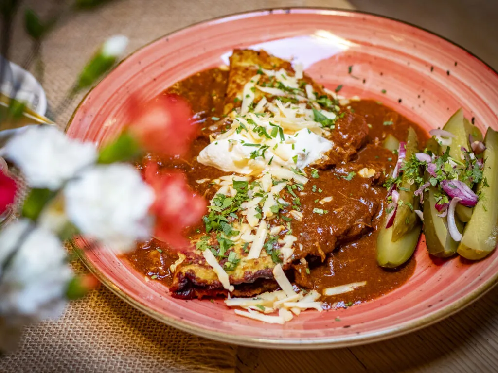 Zdjęcie Gdzie zjeść w Białej Podlaskiej? Odkryj najlepsze restauracje i smaki