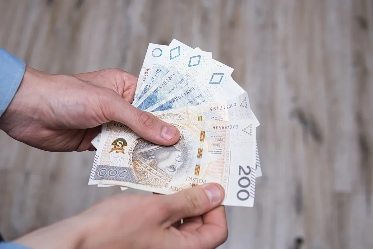 Zdjęcie Ile wynosi renta socjalna w USA? Szokujące kwoty, które musisz znać