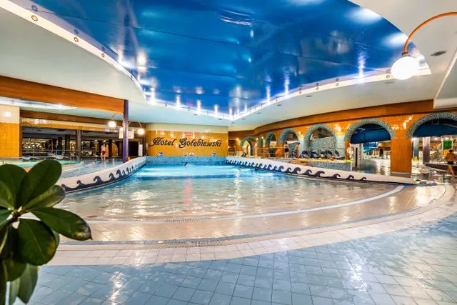 Zdjęcie Ile kosztuje doba w hotelu Gołębiewskim? Ceny, promocje i sezonowość