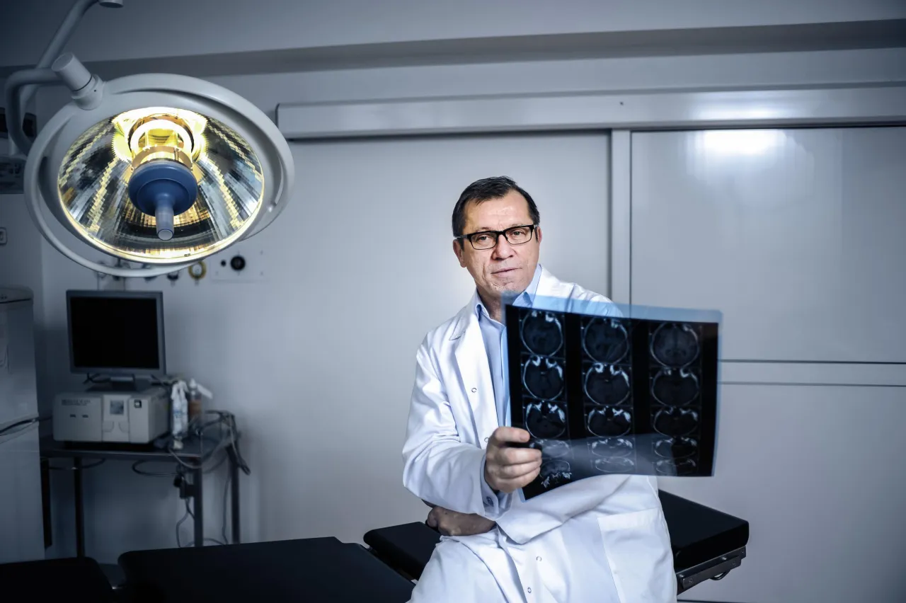 Zdjęcie Prof ząbek neurochirurg gdzie przyjmuje - znajdź jego lokalizację w Warszawie