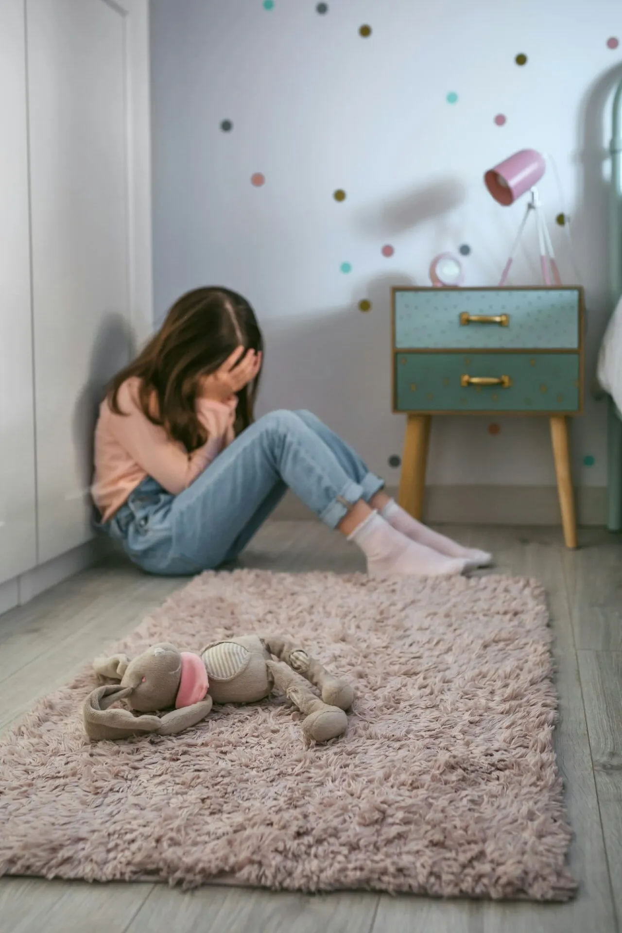 Zdjęcie Nerwica u 4 latka objawy: jak rozpoznać niepokojące symptomy