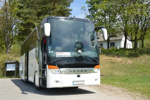 Zdjęcie Skąd odjeżdża bus z Radomia do Szydłowca? Oto ważne informacje