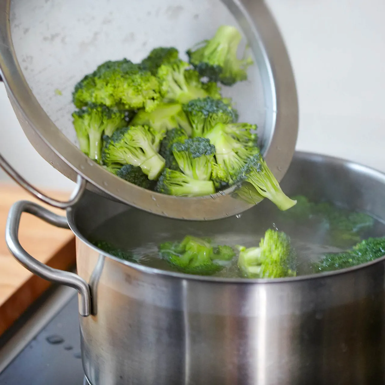 Zdjęcie Wie lange Brokkoli kochen bissfest: So bleibt er knackig und lecker