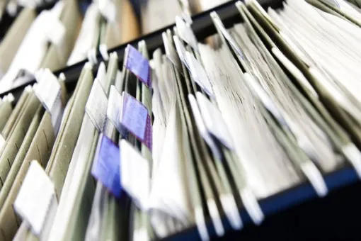 Zdjęcie Ile przechowuje się dokumentację medyczną? Sprawdź ważne wyjątki