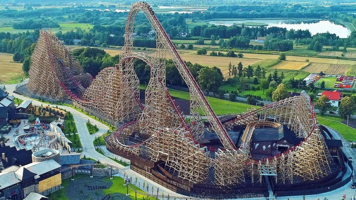 Zdjęcie Legendia czy Energylandia - która atrakcja jest lepsza dla rodziny?