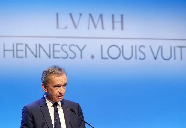 Zdjęcie Louis Vuitton kupuje Tiffany i Co – co to oznacza dla luksusu?
