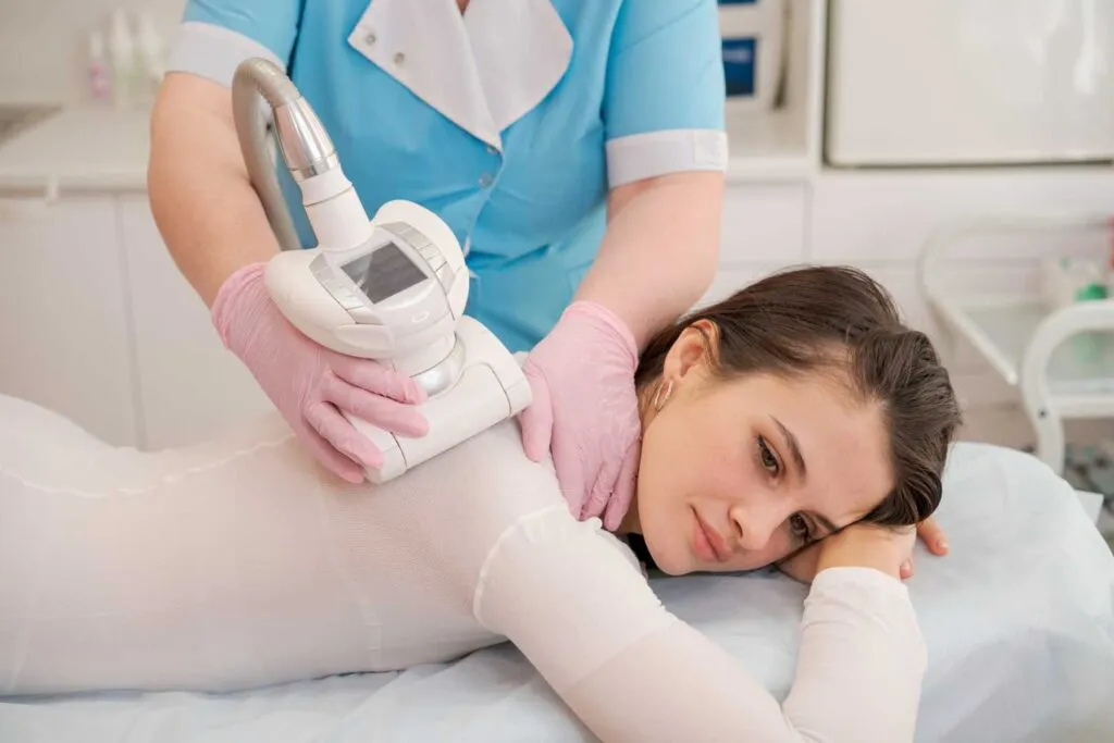 Zdjęcie Czy endermologia rozciąga skórę? Prawda o jej działaniu i efektach