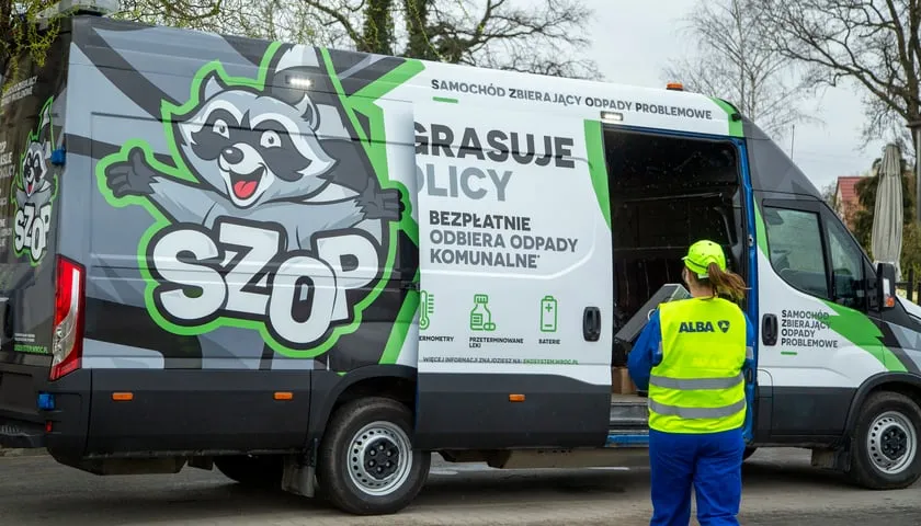 Zdjęcie Samochód zbierający elektrośmieci z osiedla – jak działa i dlaczego jest ważny dla środowiska