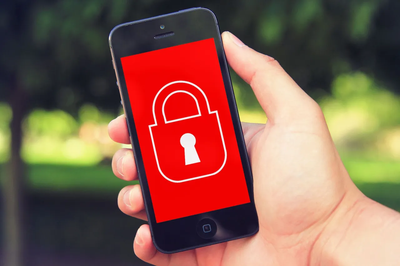 Zdjęcie Czy lombard przyjmie telefon na abonament? Sprawdź ważne zasady