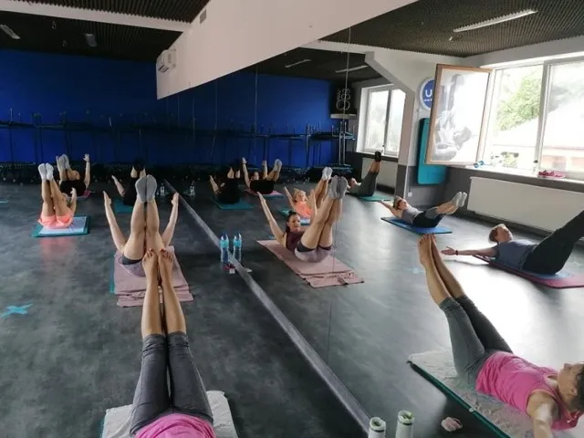 Zdjęcie Gdzie trenować crossfit w Łodzi - najlepsze kluby i oferty dla Ciebie