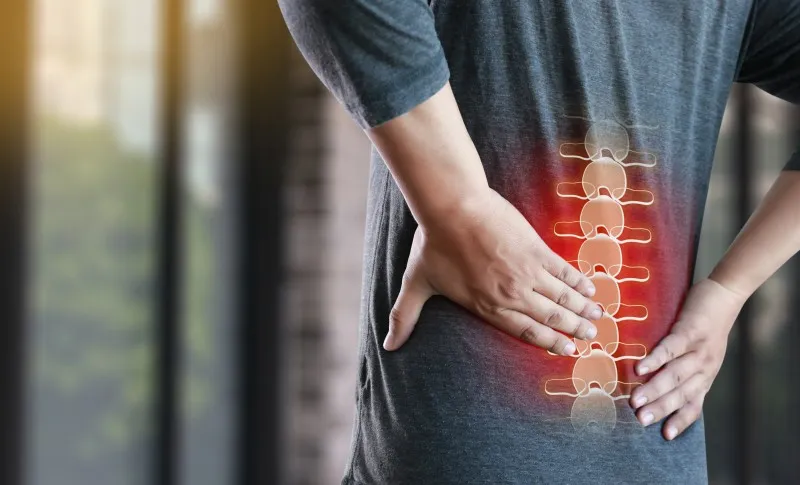 Zdjęcie Najpierw do ortopedy czy fizjoterapeuty – co wybrać dla ulgi w bólu?