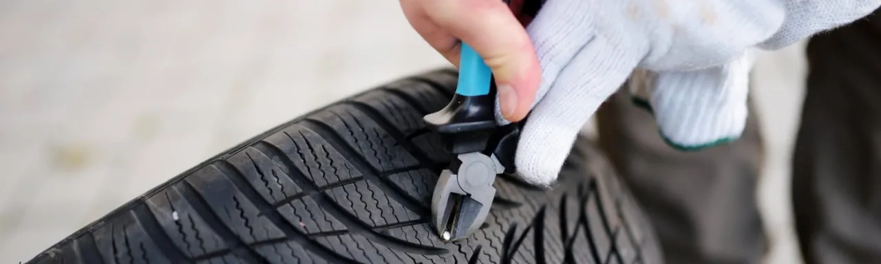 Zdjęcie Reifen reparatur: So vermeiden Sie teure Schäden und Kosten