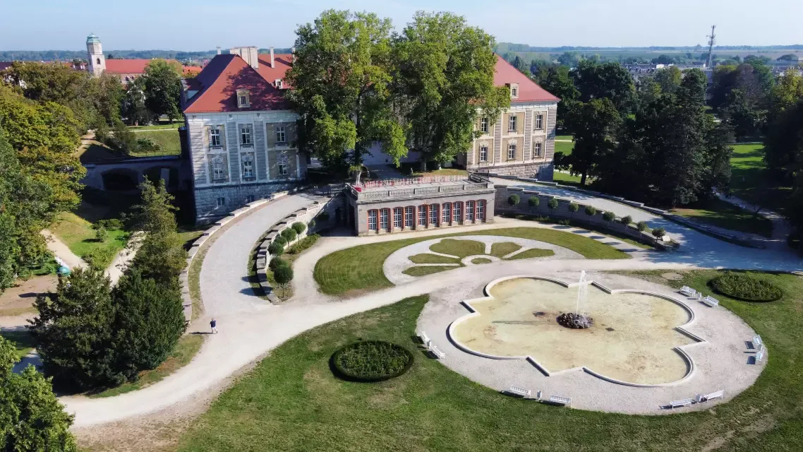 Zdjęcie Pałac książęcy w Żaganiu: niezwykła historia i tajemnice barokowej perły