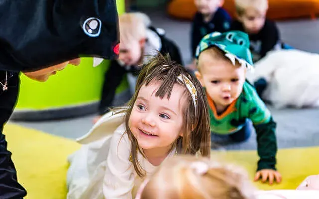 Zdjęcie Co zrobić gdy dziecko gryzie w żłobku? Skuteczne strategie i porady