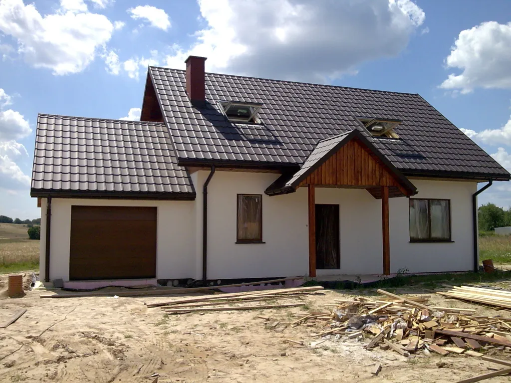 Zdjęcie Dom drewniany czy murowany - porównanie, zalety i wady 2025