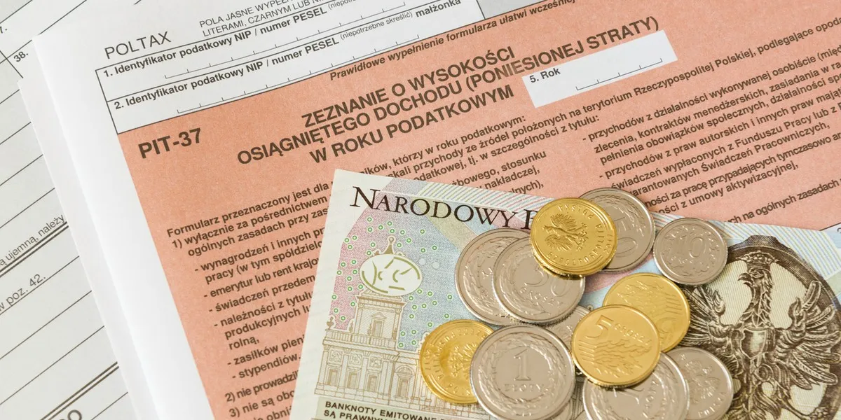 Zdjęcie Jak zapłacić podatek od umowy o dzieło i uniknąć problemów z Urzędem Skarbowym
