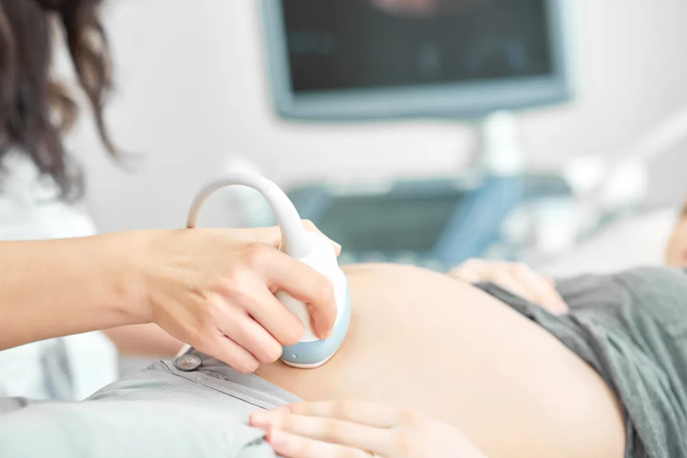 Zdjęcie Ile waży dziecko w 8 miesiącu ciąży? Zaskakujące różnice w wadze