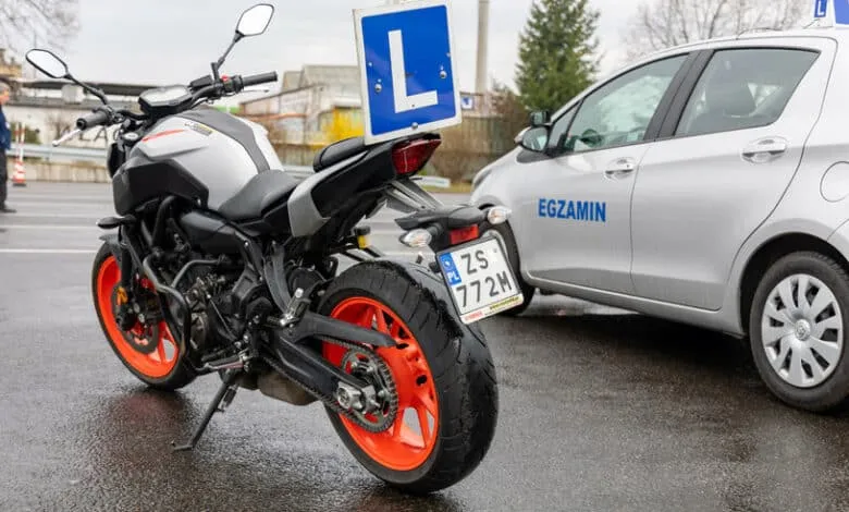 Zdjęcie Jakie prawo jazdy na motor 125? Sprawdź wymagania i wyjątki