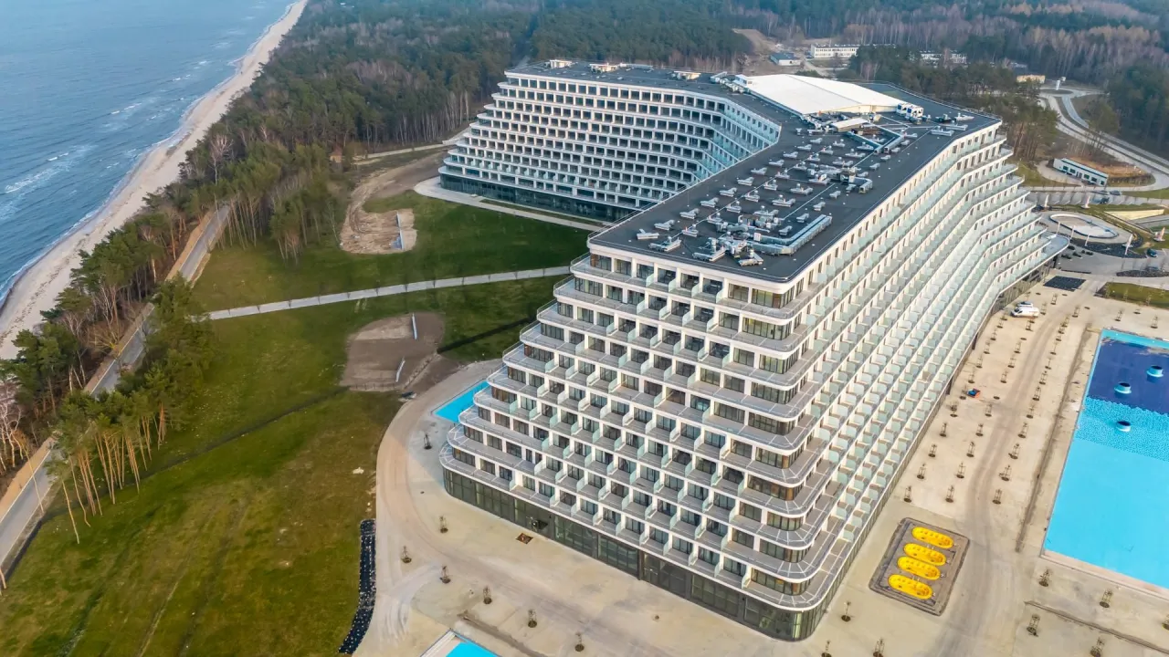 Zdjęcie Ile pokoi ma hotel Gołębiewski w Pobierowie? Sprawdź szczegóły.